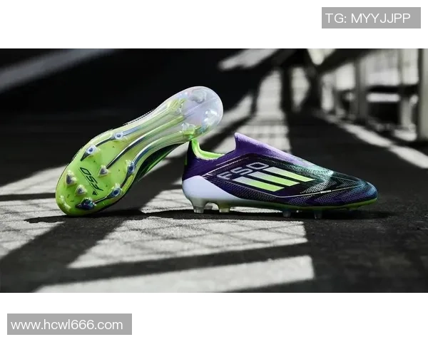 中国足球明星代言或穿着的足球鞋品牌与型号一览